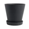 HAY Flowerpot And Saucer, XL, Black 2 HAY Flowerpot And Saucer, XL, Black -Fredericia Sales 11 FV Hay iso