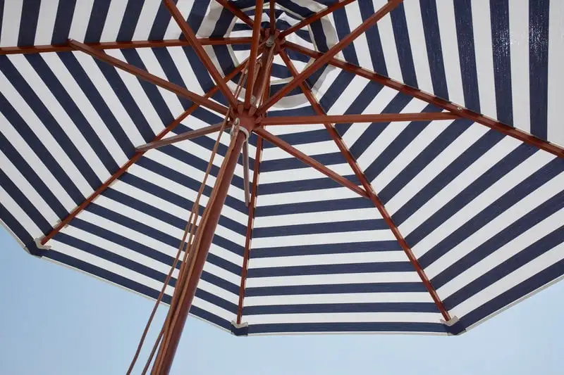 Skagerak Messina Parasol ø 270 Cm, Striped, Blue - White 4 Skagerak Messina Parasol ø 270 Cm, Striped, Blue - White - Image 2