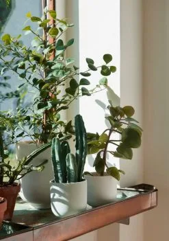 &Tradition Collect SC69 Planter Pot, 12 X 13 Cm, Milk -Fredericia Sales ATD Retail 2022 Collect Planter SC69 SC72 1