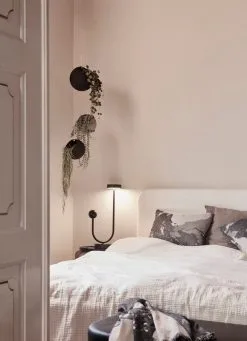 AYTM Globe Hanging Flowerpot, Small, Black - Gold -Fredericia Sales AYTM 04 265 1