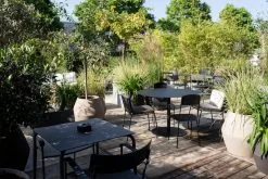 Serax Construct Pot S, Beige -Fredericia Sales B7214292M sfeer terrace 14