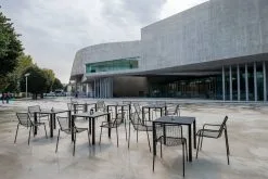 Emu Rio Armchair, Black -Fredericia Sales EMU CtContract2020 Pag14 15 RioR50