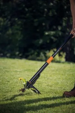 Fiskars Xact Weed Puller 12 Fiskars Xact Weed Puller -Fredericia Sales Fiskars Garden Action Xact Weed puller 1020126 4