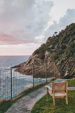 GUBI F-Chair Outdoor Lounge Chair, Natural - Teak -Fredericia Sales GUBI Gubi Goes Al Fresco F Chair