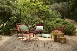 Fermob Luxembourg Low Armchair, Liquorice 11 Fermob Luxembourg Low Armchair, Liquorice -Fredericia Sales LUXEMBOURG OULALA CERISE NOIRE OCRE ROUGE PIMENT MARSEILLE VISUEL2023 MARINE BRUSSON 2