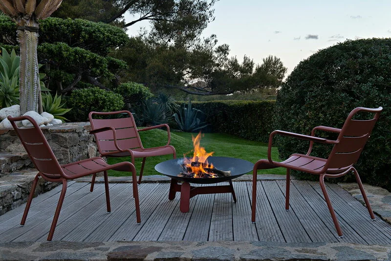 Fermob Luxembourg Low Armchair, Red Ochre 4 Fermob Luxembourg Low Armchair, Red Ochre - Image 2