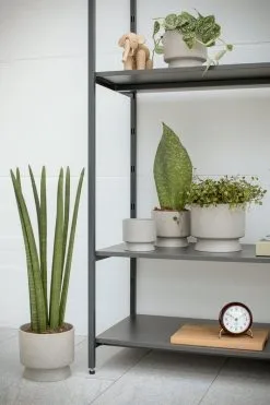 Rosendahl Flowerpot, 19 Cm, Sand 9 Rosendahl Flowerpot, 19 Cm, Sand -Fredericia Sales ROS 206 20632 RO Flowerpots in livinroom 01 300dpi 1