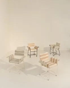 GUBI Tropique Chair, Classic White - Leslie Stripe 20 10 GUBI Tropique Chair, Classic White - Leslie Stripe 20 -Fredericia Sales Tropique 1 1