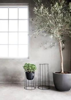 MENU Wire Pot, Black 11 MENU Wire Pot, Black -Fredericia Sales Wire Pot Location 2015 07