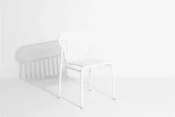 Petite Friture Week-end Chair, White -Fredericia Sales chair by 2 week end 28829