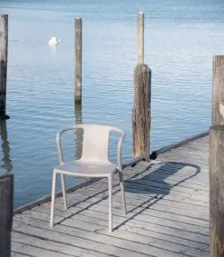 Magis Air Armchair, Beige -Fredericia Sales fMagis air armchair ambient SD73 beige 01 hr